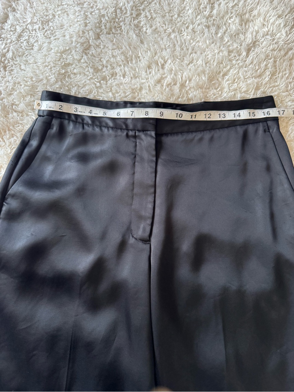 Aritzia Wilfred The Limitless Pant Satin Trousers Black Career Wide Leg Size 12 - Picture 7 of 16